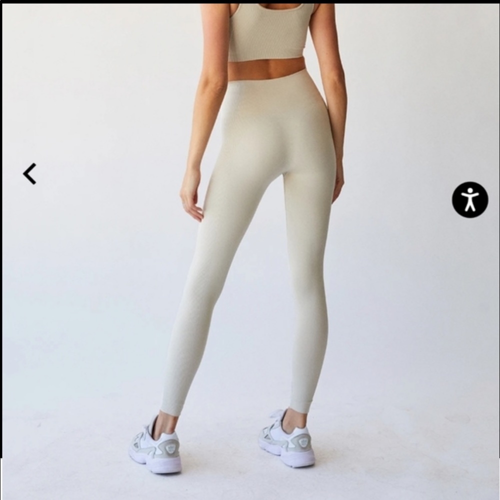 Set Active | Sculpt-flex Leggings in Oatmilk | Size Medium | NWOT
